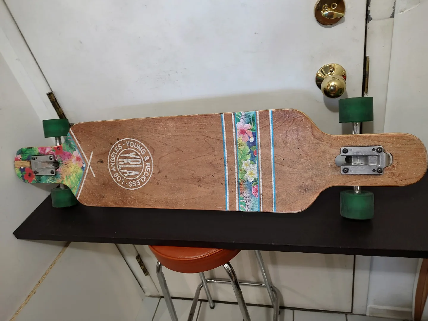 Reckless Floral Longboard Skateboard image indicator(7)