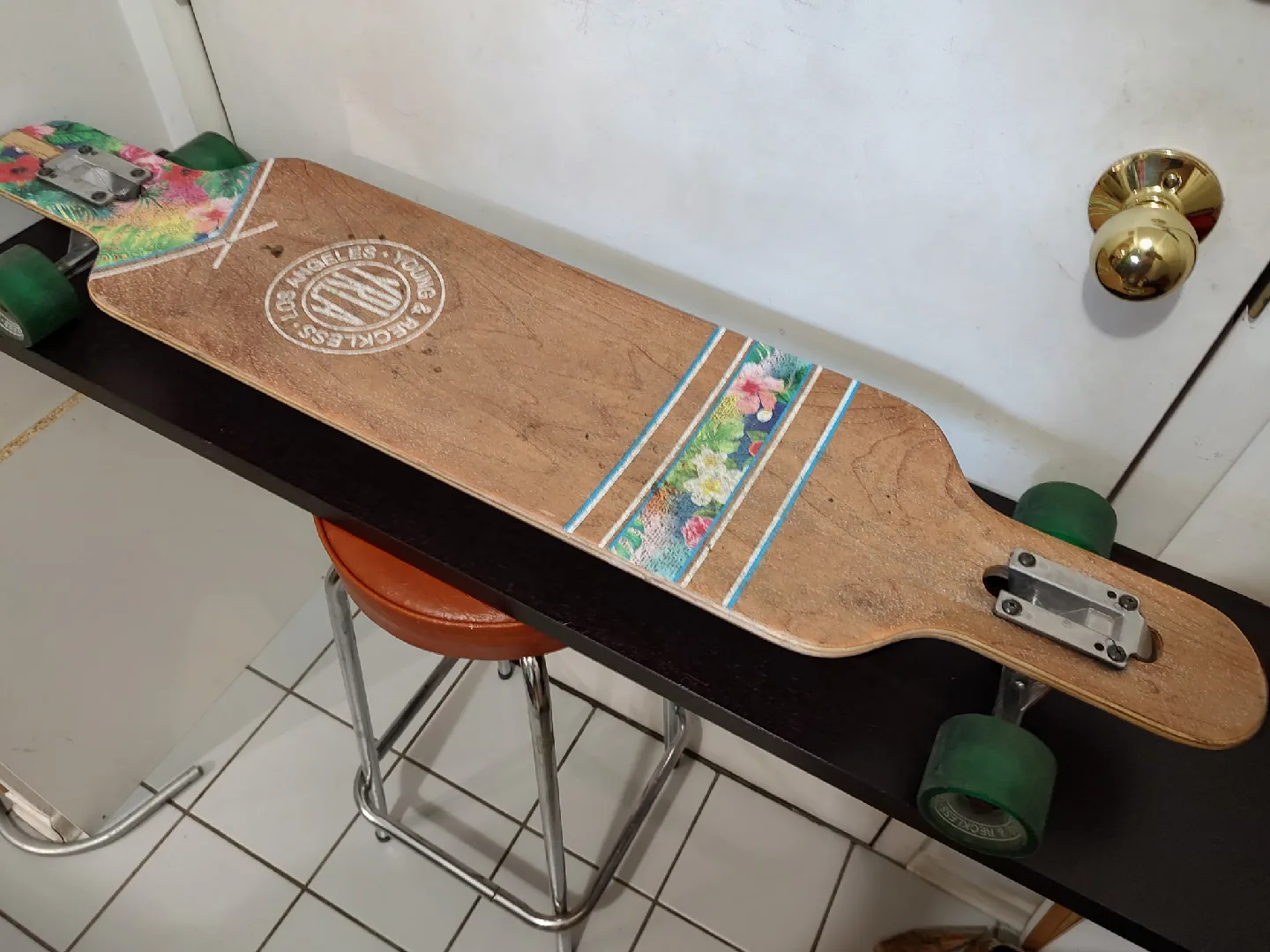 Reckless Floral Longboard Skateboard image indicator(9)