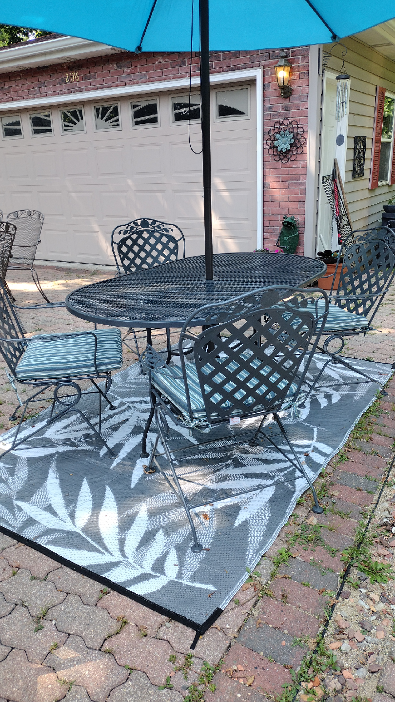Outdoor Dining Set - Table, 4 Chairs, Umbrella - photo 5