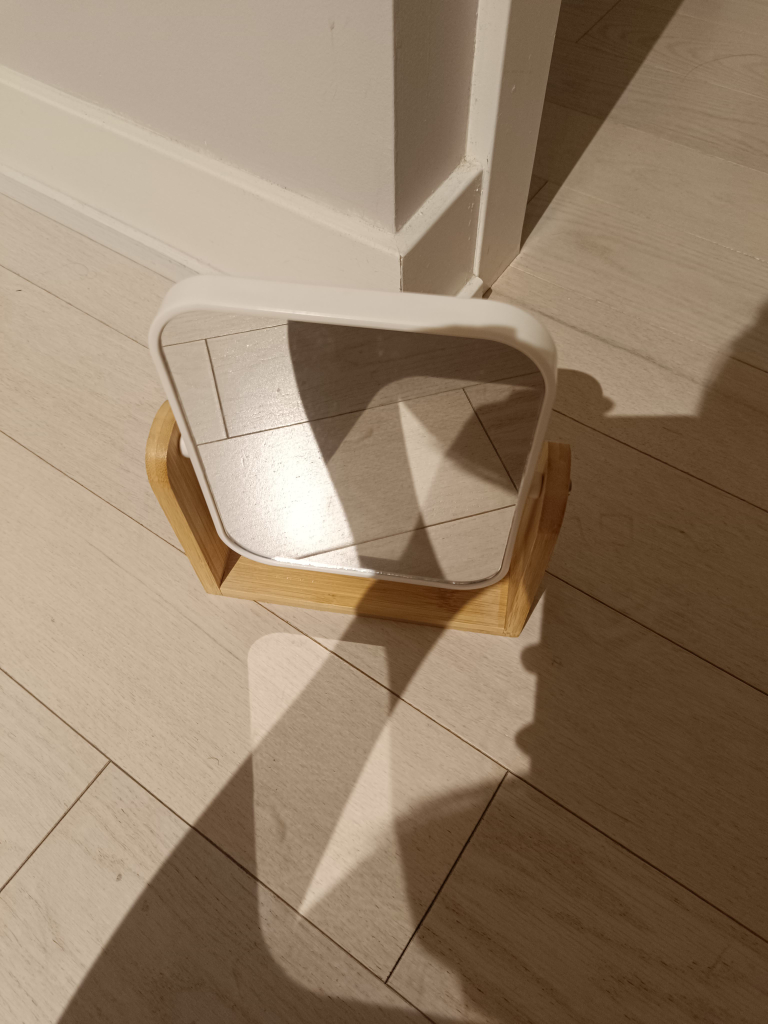 Small Mirror with Bamboo Frame - photo 3