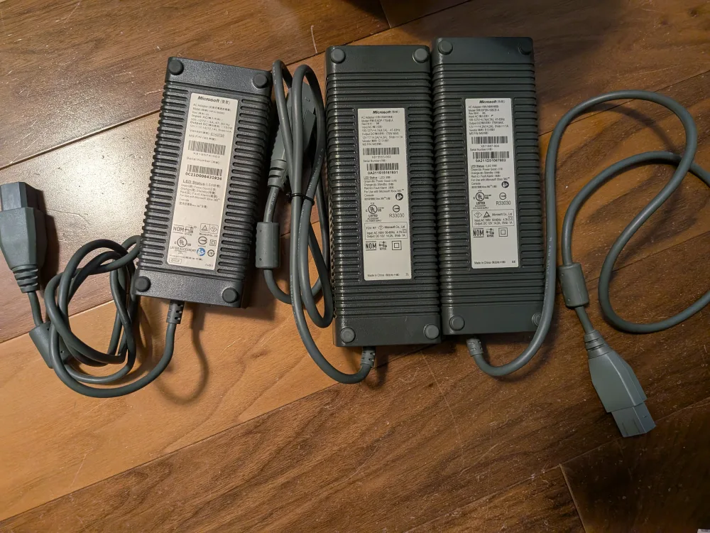 Xbox 360 Power Adapter thumbnail