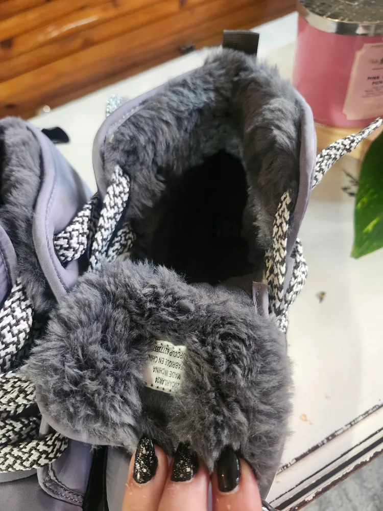 Waterproof Winter Boots - Size 8 image indicator(3)