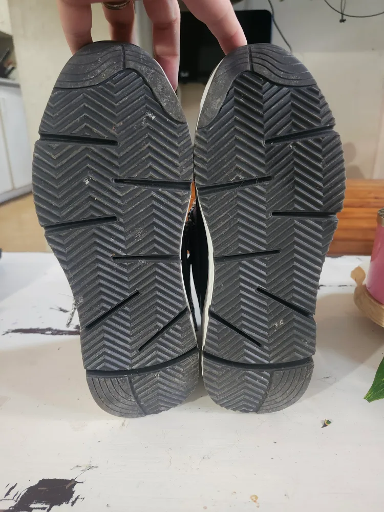 Waterproof Winter Boots - Size 8 image indicator(4)