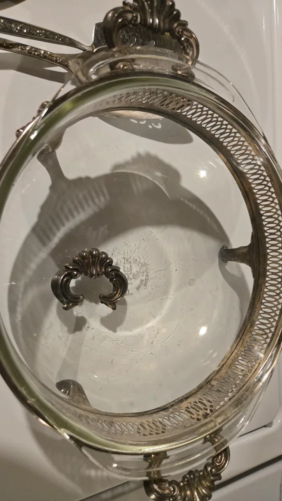 Vintage Silver Plated Serving Dish with Lid image indicator(4)