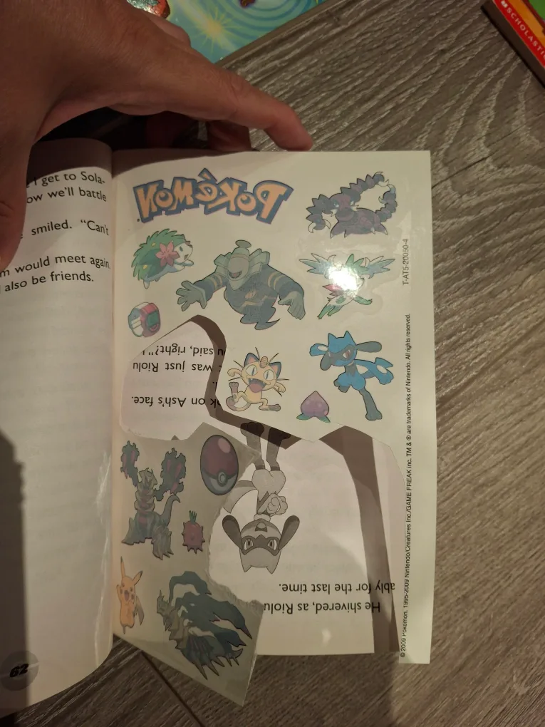 Assorted Pokémon books image indicator(2)