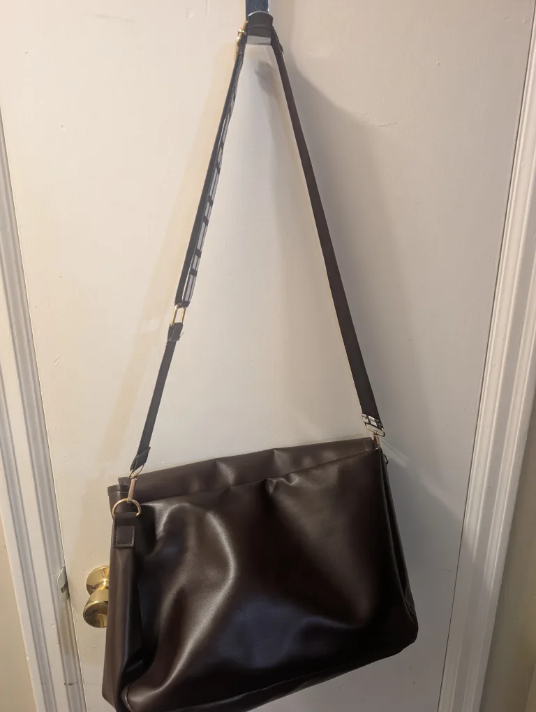 Star Wars Toronto Blue Jays Messenger Bag image indicator(10)