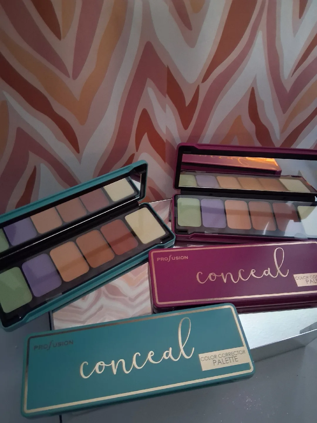 Profusion Conceal Color Corrector Palette thumbnail
