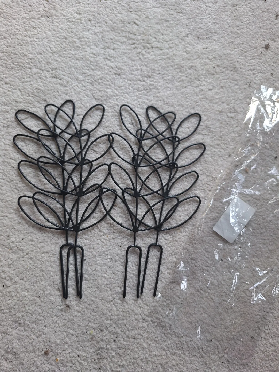 NEW 4 Metal Plant Trellises 🌿 thumbnail