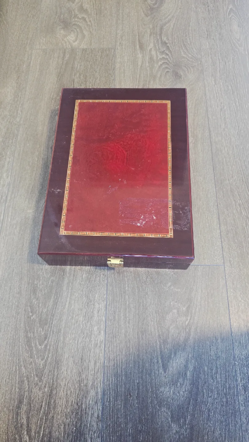 Wooden Jewelry Box thumbnail