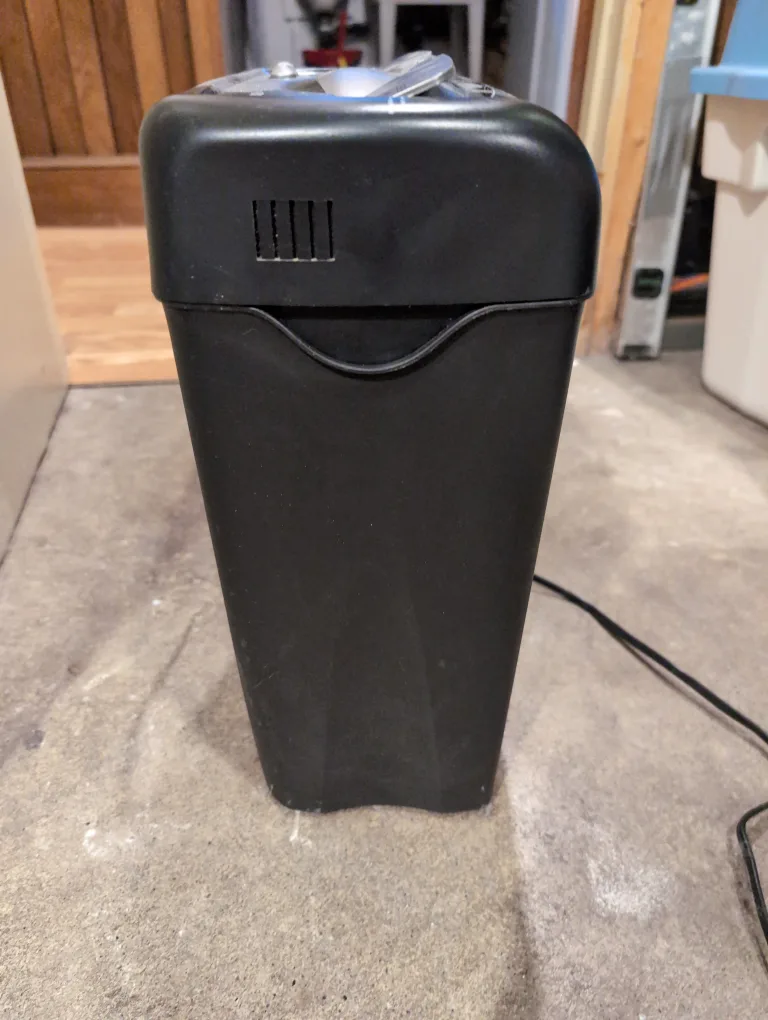 Aurora ShredSafe AU675XB Paper Shredder image indicator(3)