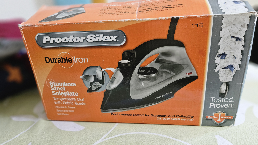 Proctor Silex Durable Iron - Like New!