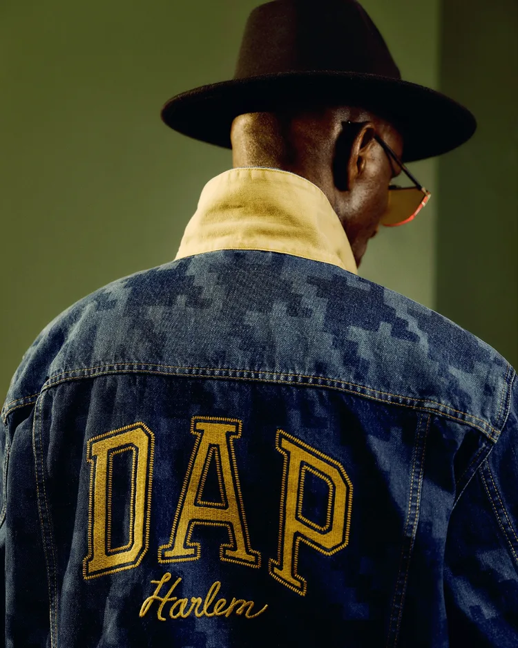 GAP Harlem Denim Jacket - Size M - New! image indicator(5)