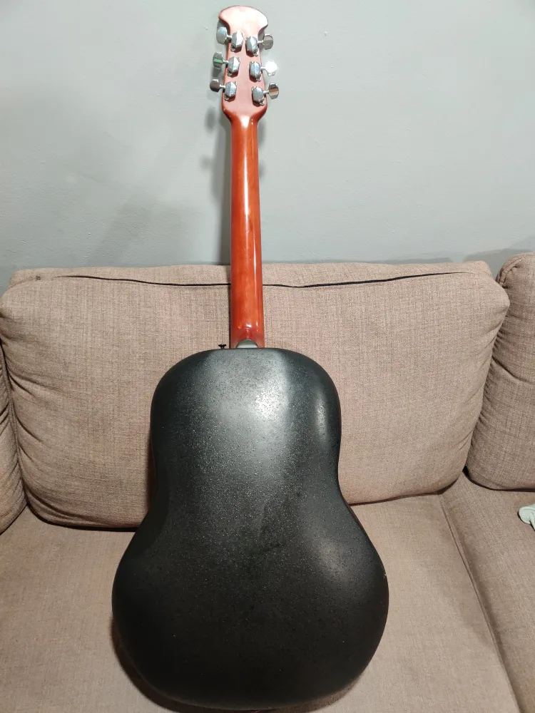 Ovation Celebrity Acoustic Guitar image indicator(4)