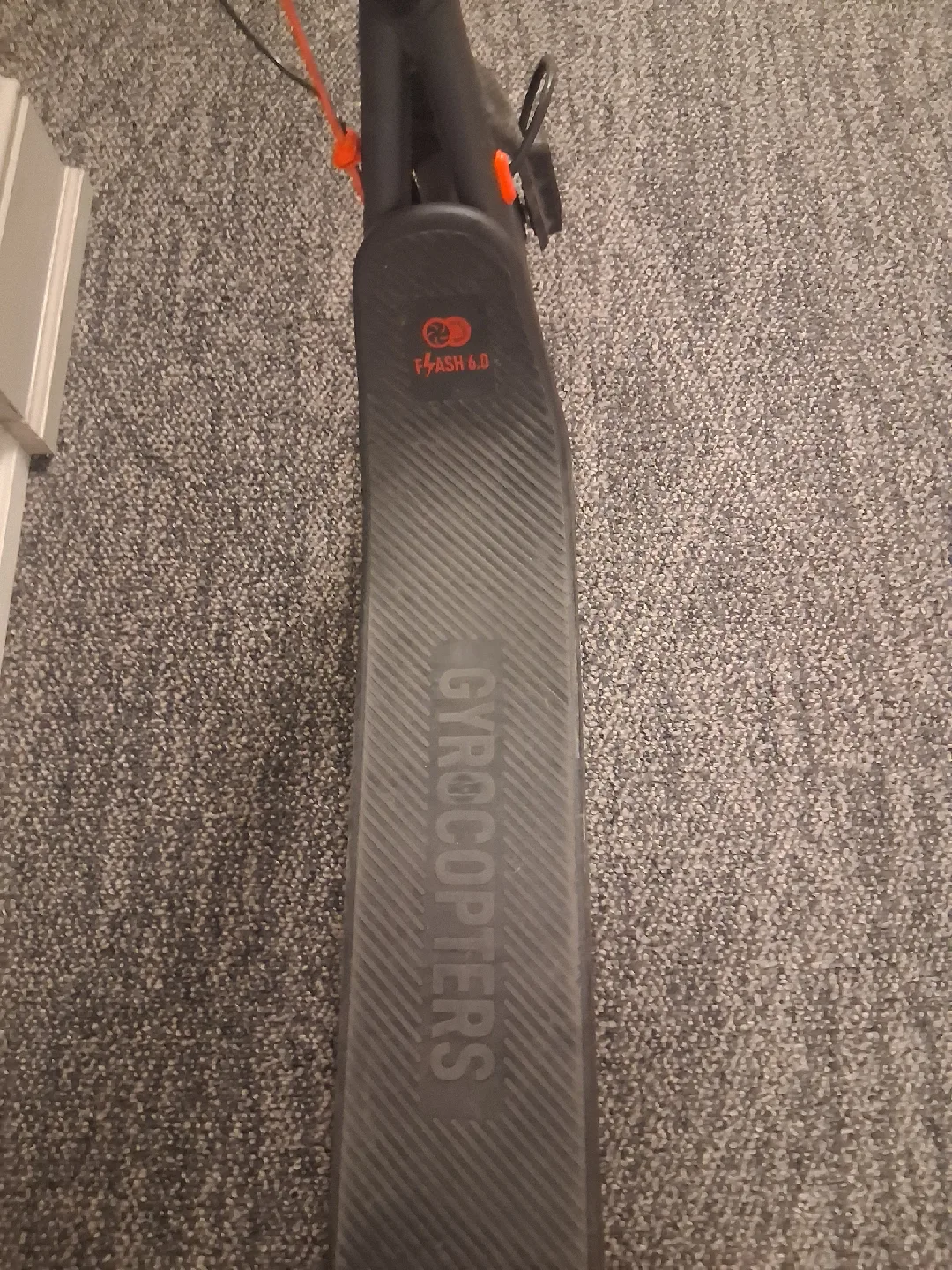 GyroCopters Flash 4.0 Electric Scooter image indicator(2)