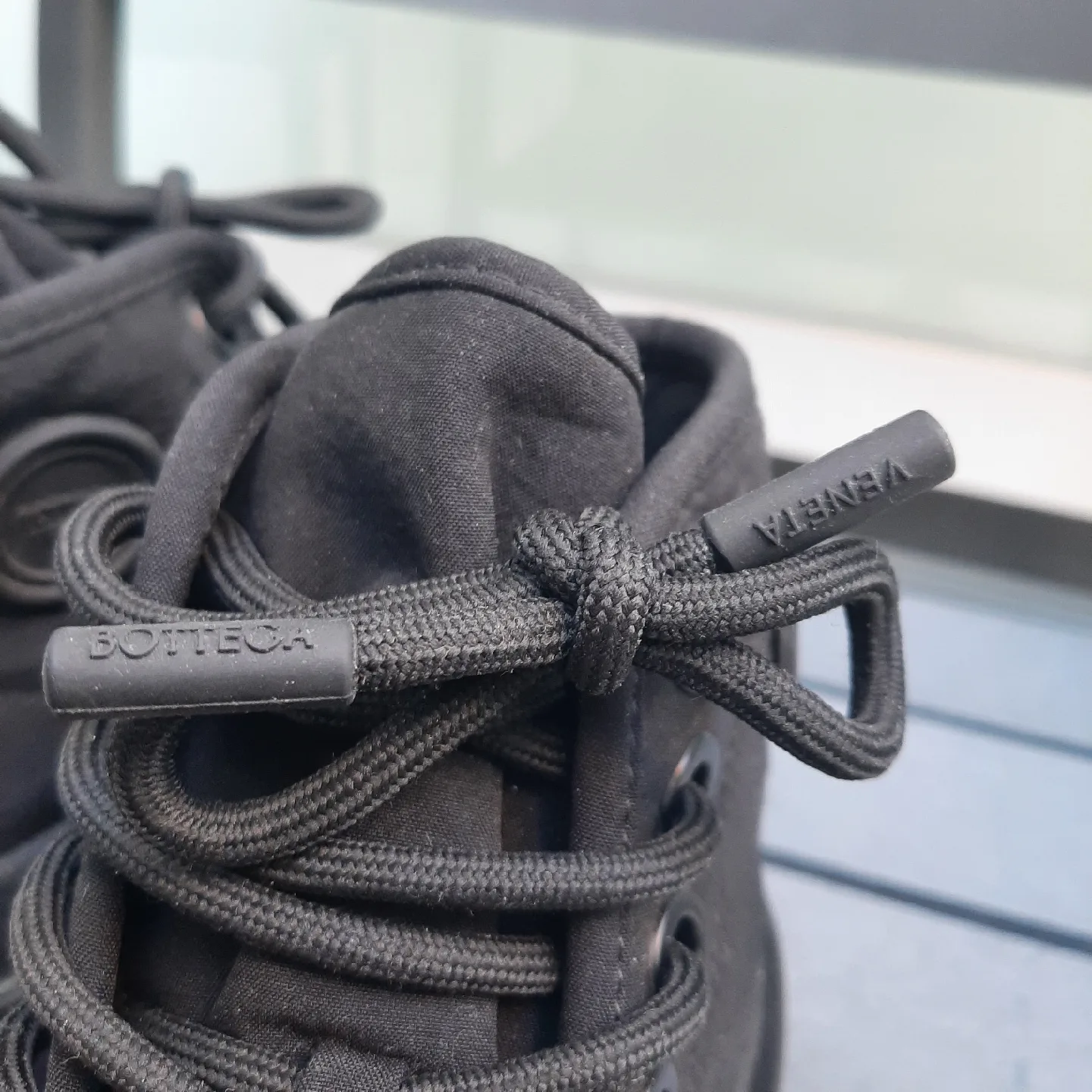 Bottega Veneta Black High-Top Sneakers EU 41 (US 8) image indicator(7)