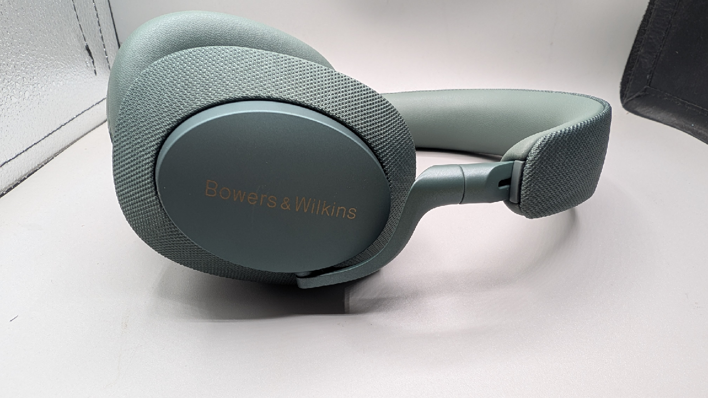 Bowers & Wilkins Px7 S2e Sage Green Headphones - photo 4