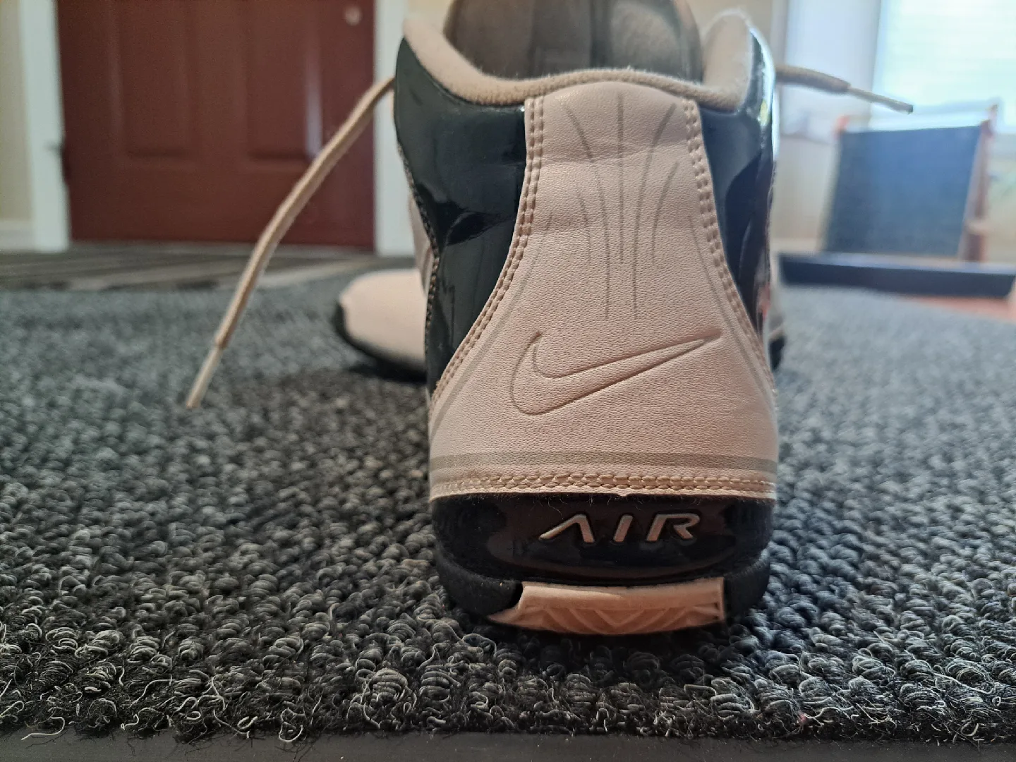 Nike Air Flight Soarin Basketball Shoes - US 8.5 image indicator(4)