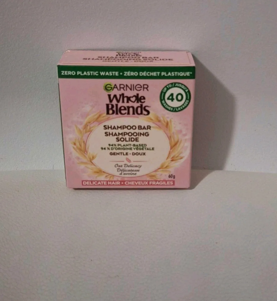 Garnier Whole Blends Oat Delicacy Shampoo Bar thumbnail