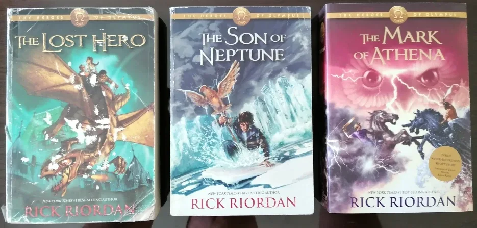 The Heroes of Olympus Books I-III Box Set image indicator(3)