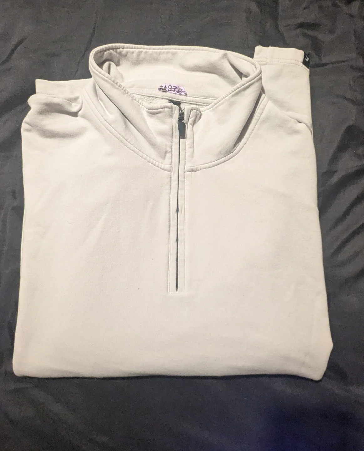 Light Weight Quarter-Zip Pullover - Size L image indicator(2)
