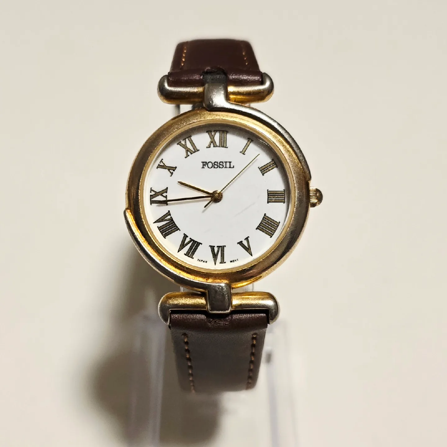 Fossil Quartz Watch New Battery image indicator(2)