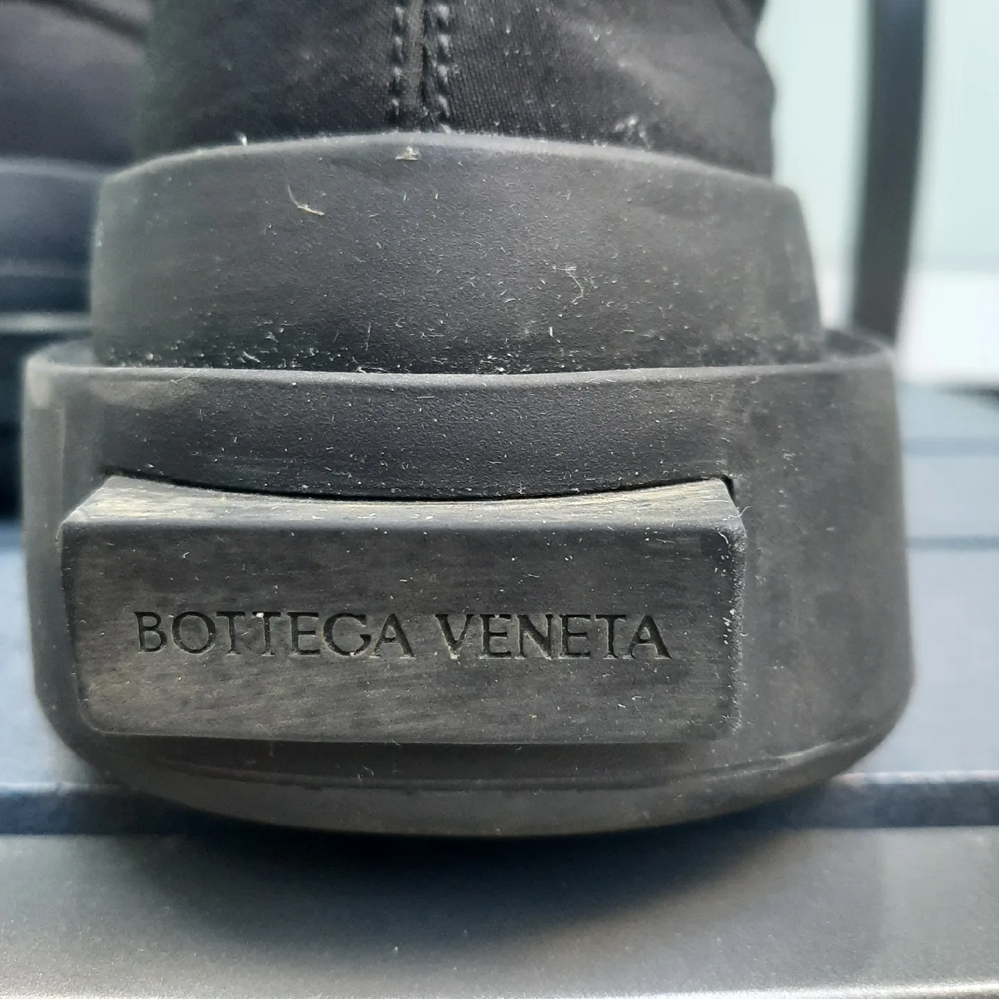 Bottega Veneta Black High-Top Sneakers EU 41 (US 8) image indicator(8)