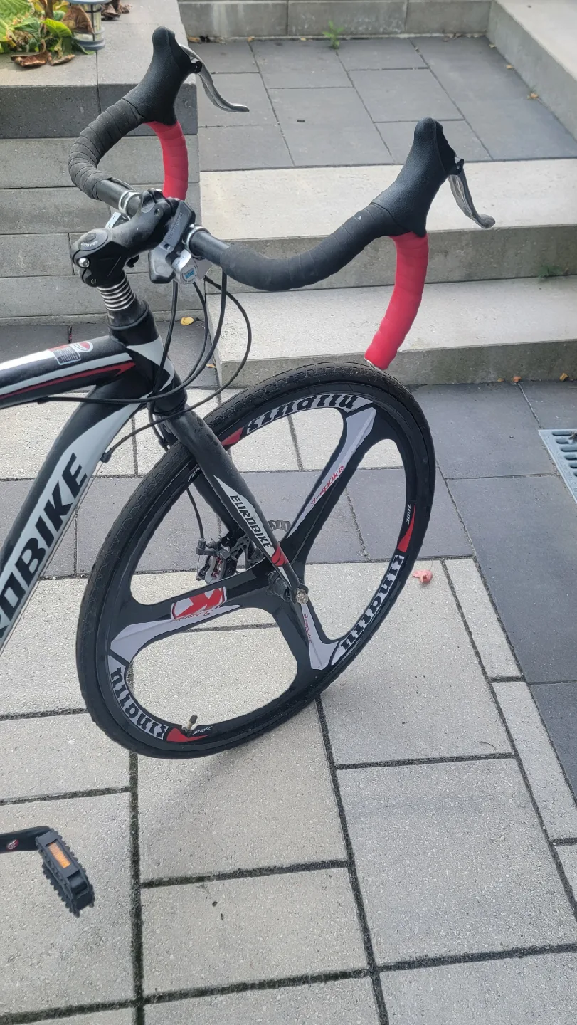 Eurobike XC550 Road Bike - Shimano Gears image indicator(3)