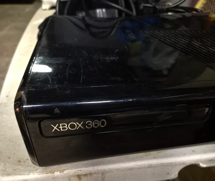 Xbox 360 Console with 3 Controllers thumbnail