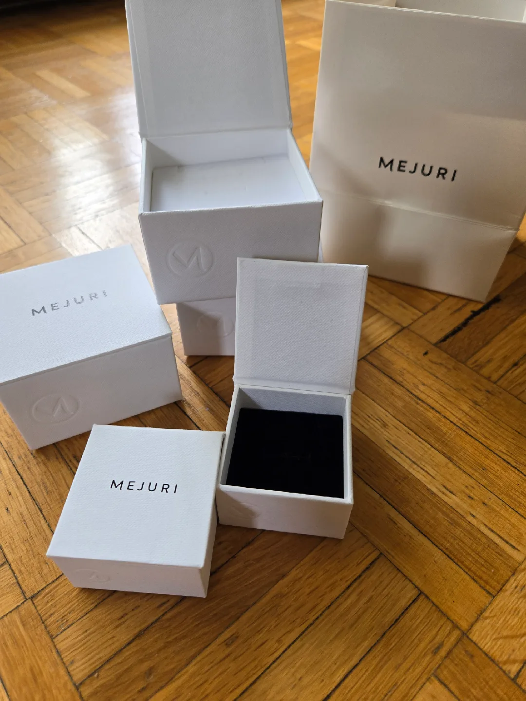 Empty Mejuri Jewellery Boxes