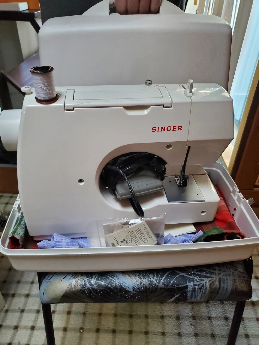 Singer Sewing Machine Model 30215 image indicator(3)