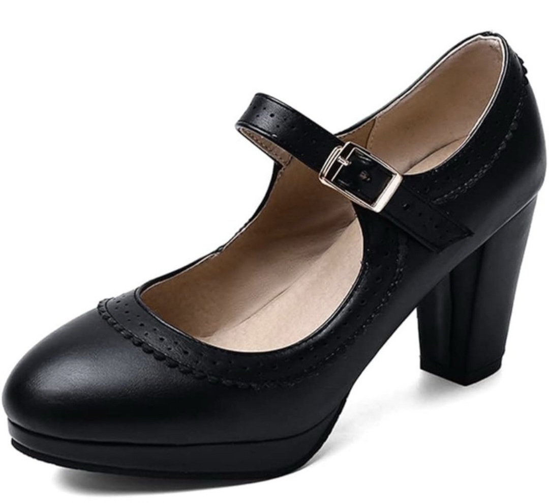 Woman’s Heels-Size 8.5 - photo 4
