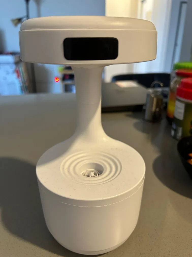 White Smart humidifier thumbnail