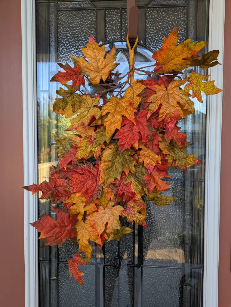 Fall Maple Leaf Wreath