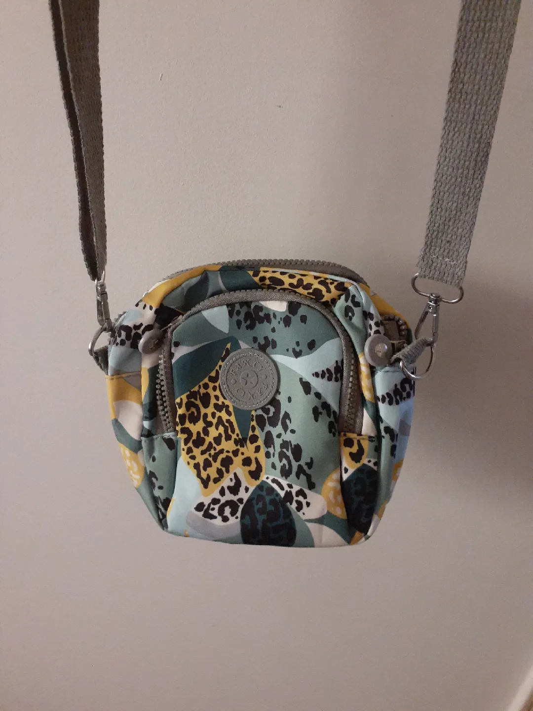 New Kipling Crossbody shoulder Bag image indicator(3)