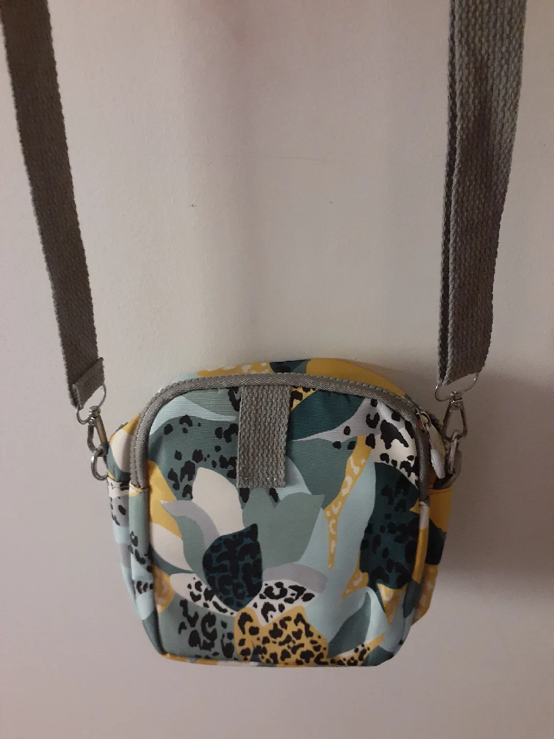New Kipling Crossbody shoulder Bag image indicator(4)