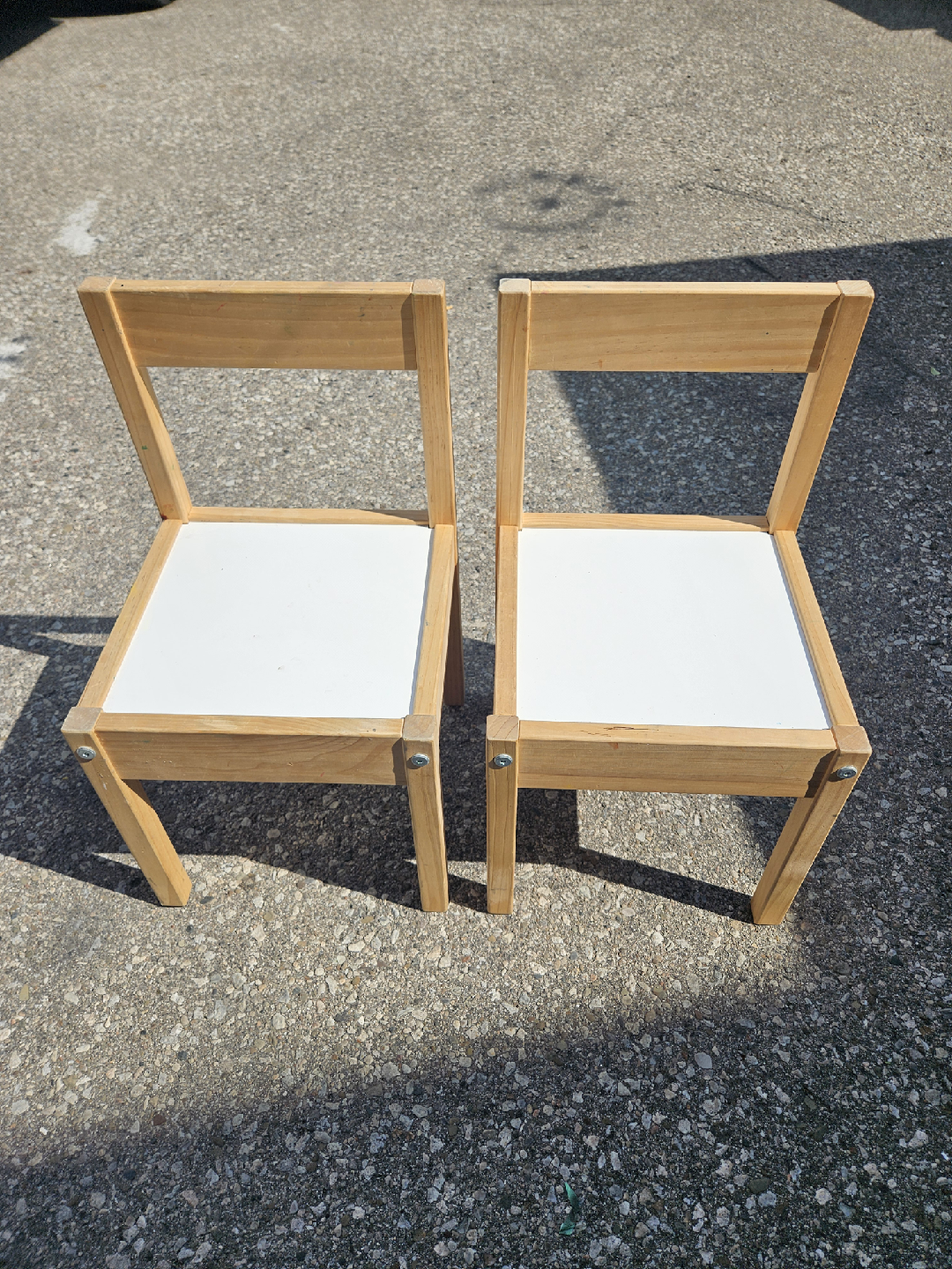 Kids Table and Chair Set - Wood & White - photo 3