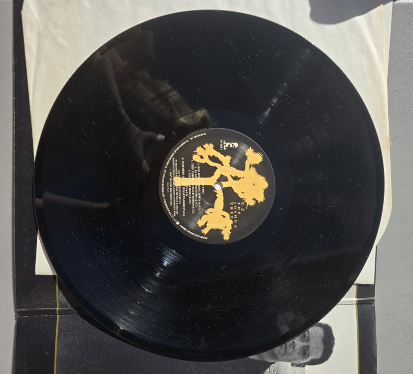 U2 The Joshua Tree Vinyl Record - photo 4