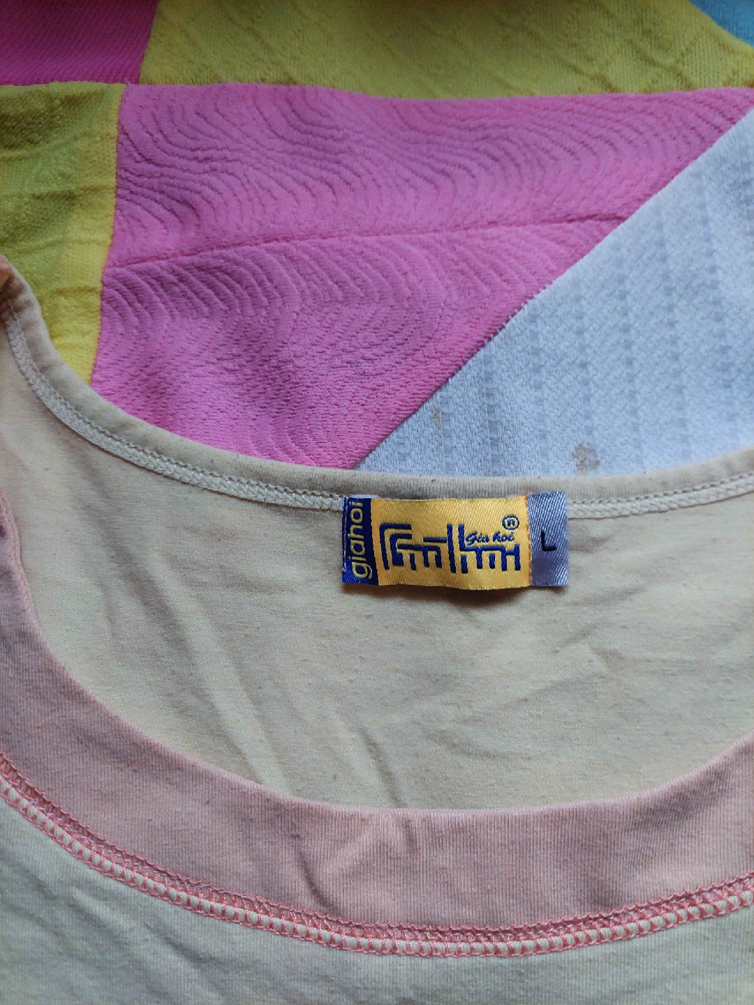 yellow and orange Y2K style top - photo 4