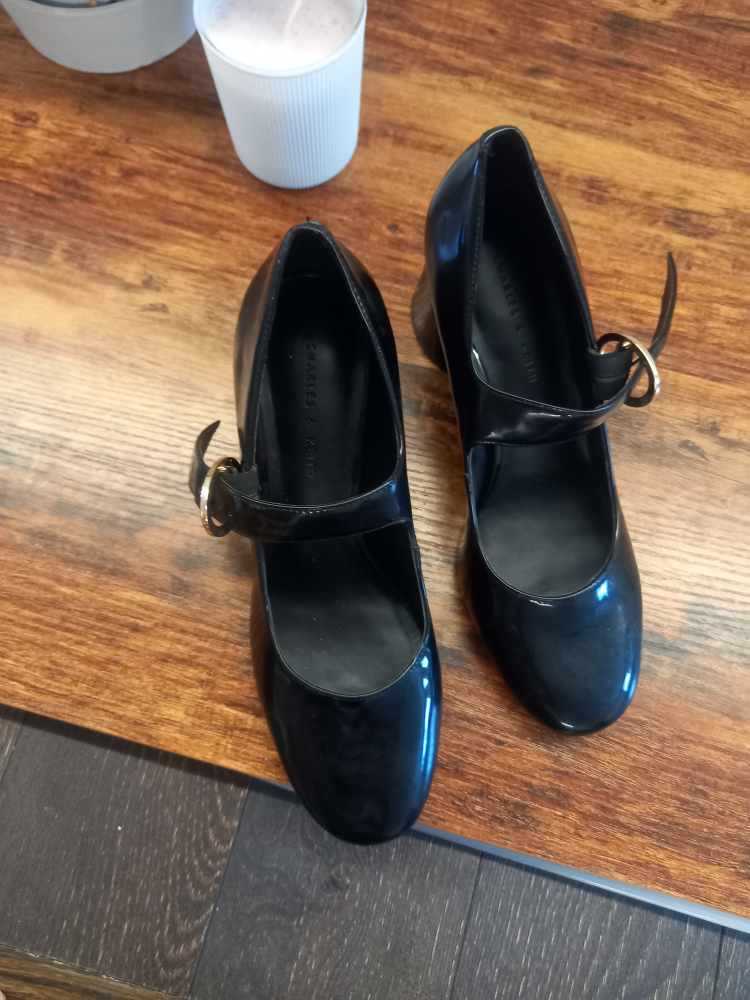 Charles & Keith Black Heels - Size 36 - photo 4
