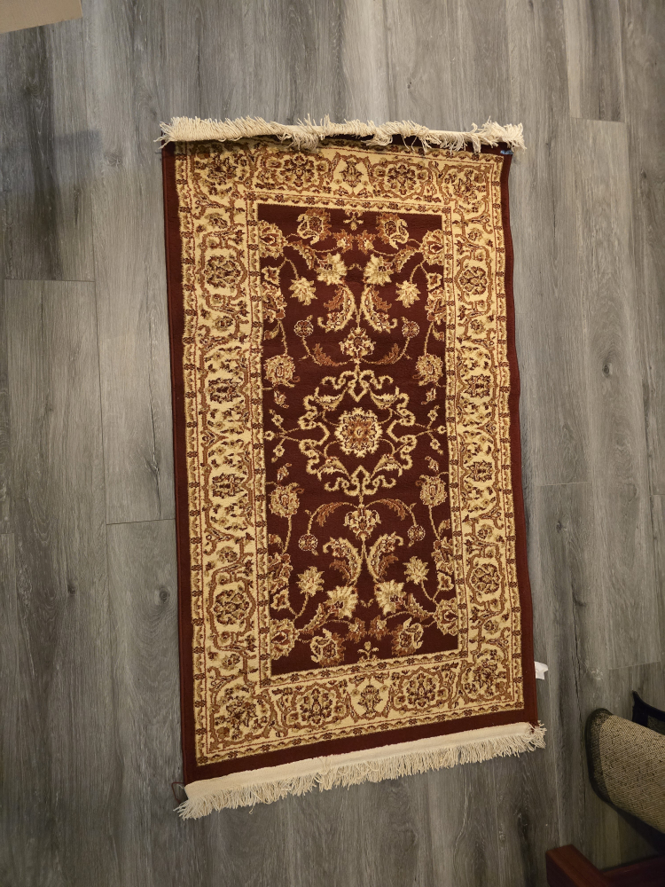 Red & Beige Accent Rug - photo 2
