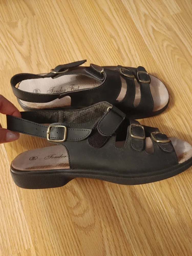 Women's Leathers Black Sandals Size 9 thumbnail