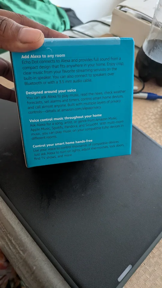 Amazon Echo Dot - Add Alexa to any room image indicator(2)