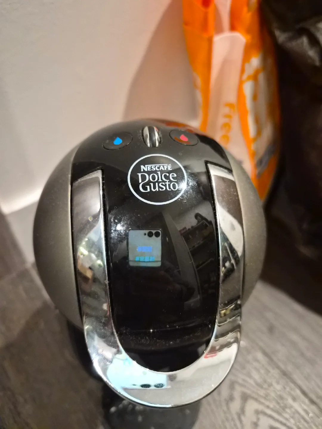 Nescafe Dolce Gusto Coffee Machine thumbnail