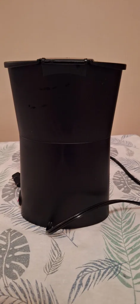 Salton Essentials Black Single Cup Coffee Maker image indicator(4)