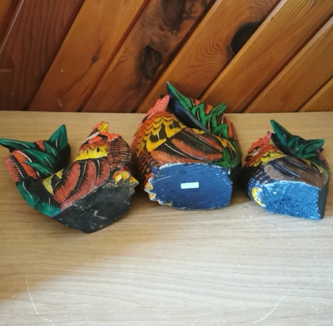 Vintage Rooster with Chickens image indicator(4)