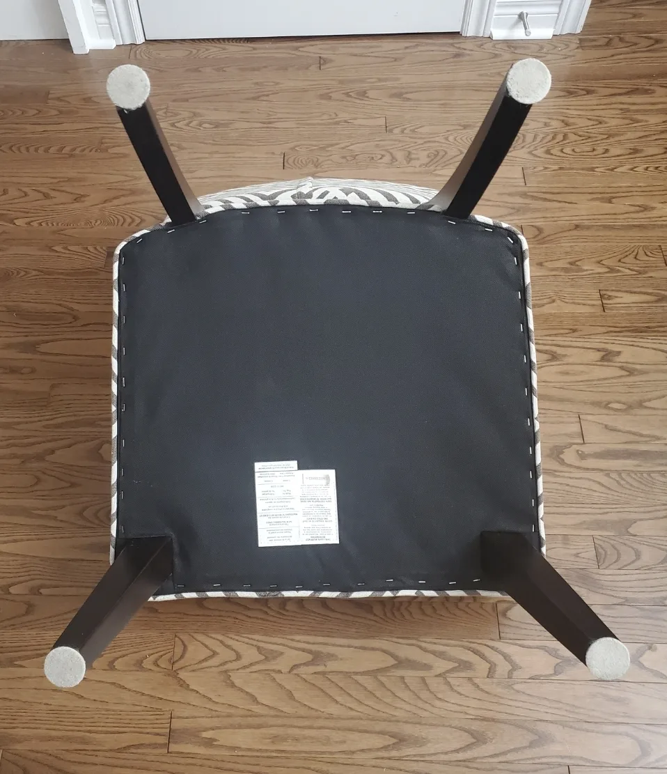 Accent Chair image indicator(5)