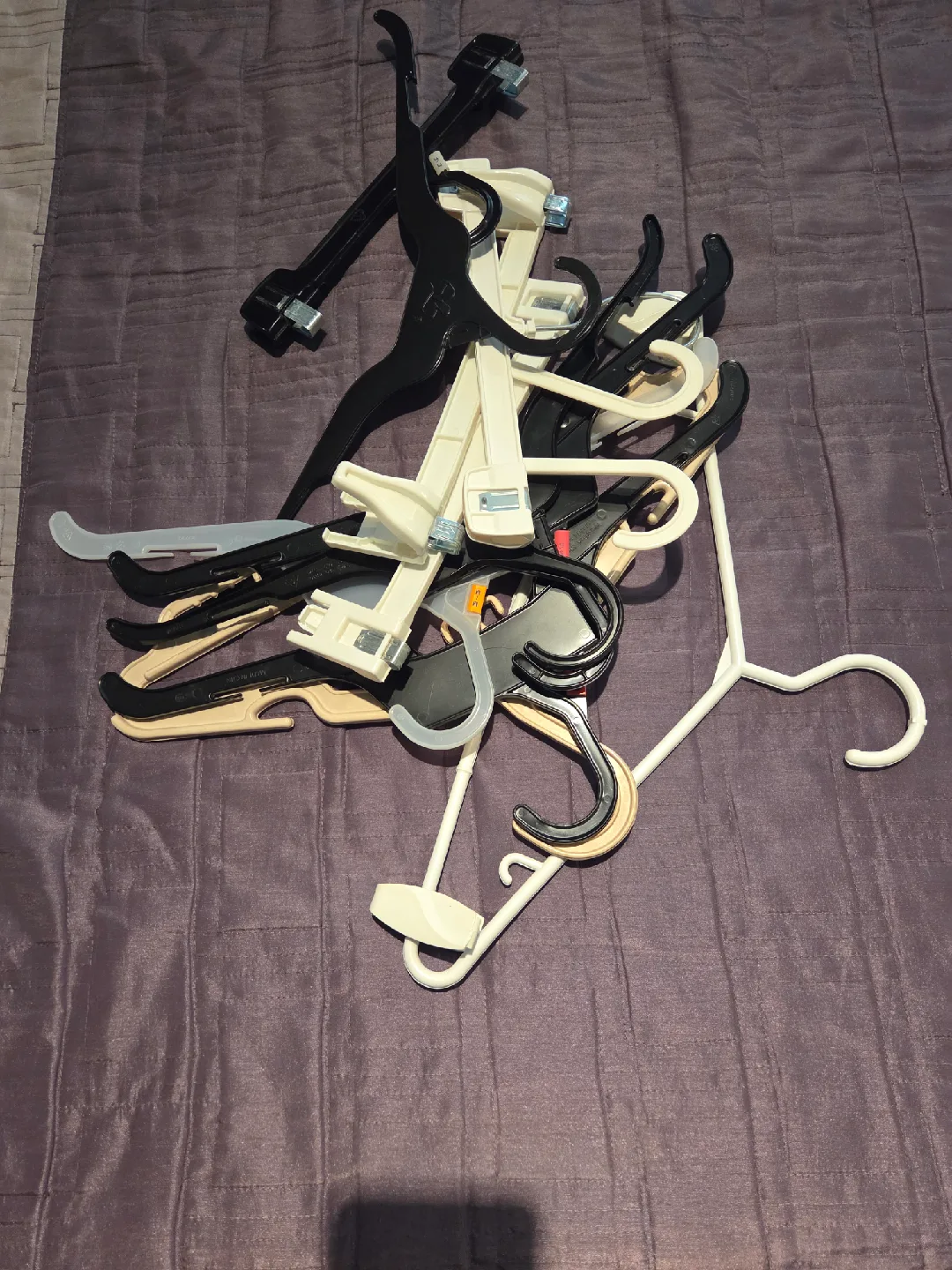 FREE Hangers, assorted types/sizes thumbnail