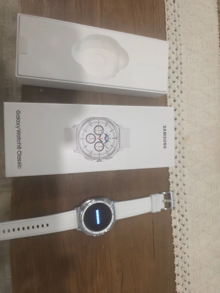 Samsung Galaxy Watch 8 Classic - White thumbnail