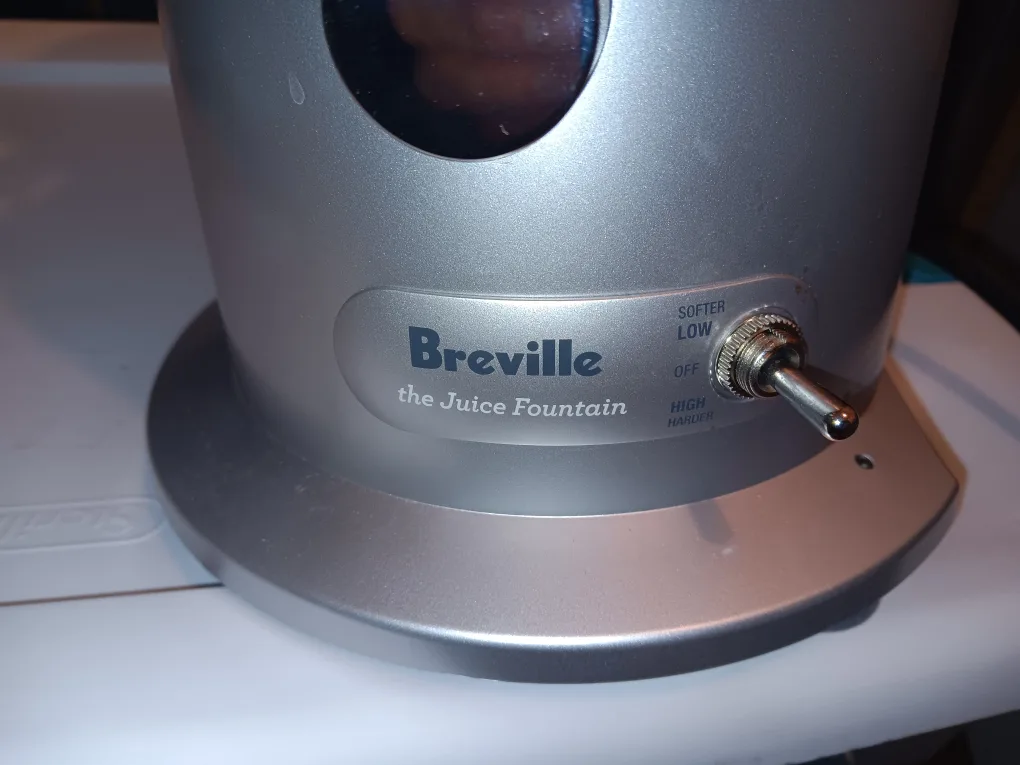 Breville the Juice Fountain Juicer thumbnail