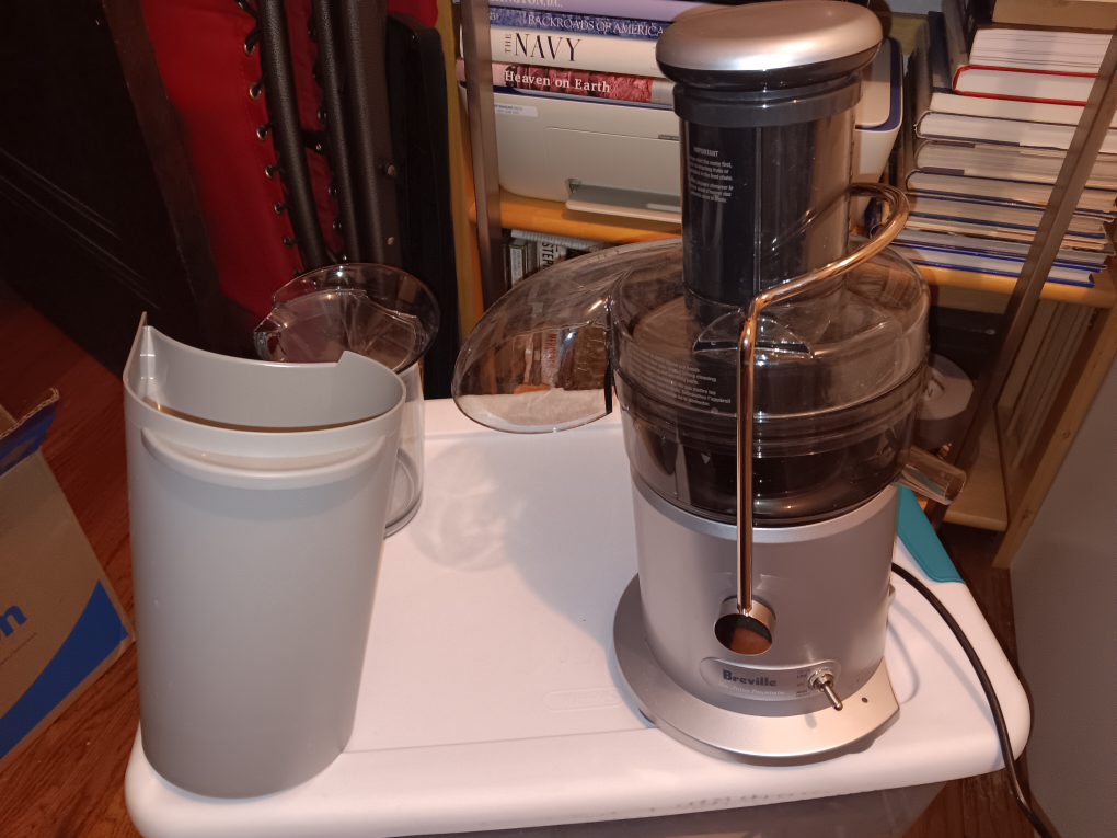 Breville the Juice Fountain Juicer - photo 2